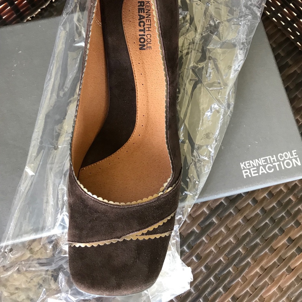Kenneth Cole Reaction brown suede sz 9 shoe